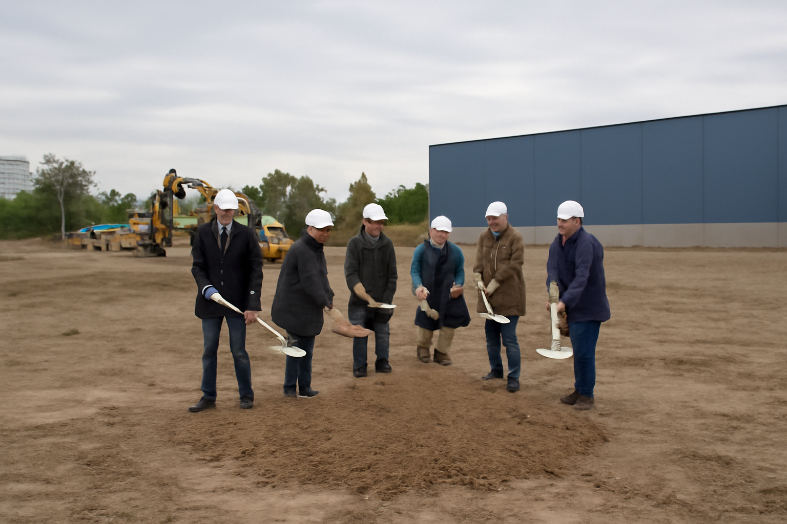 Spatenstich für neuen Logistikstandort am Holzhauser Markt