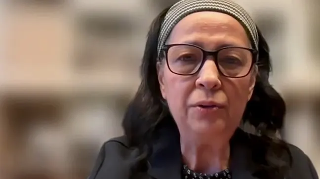 Politikerbesuch bei umstrittenem Moschee-Forum sorgt für Aufregung